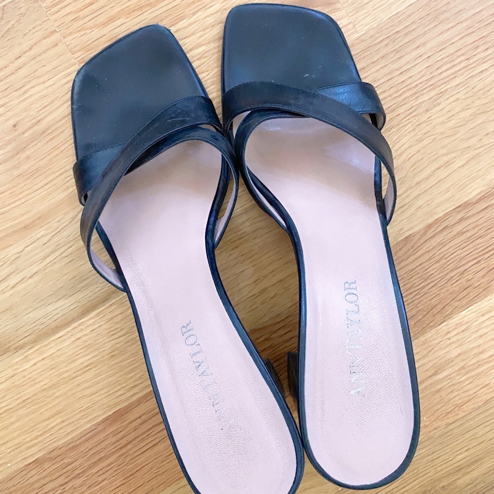Ann Taylor Black Leather Heeled Sandals - Picture 2 of 5